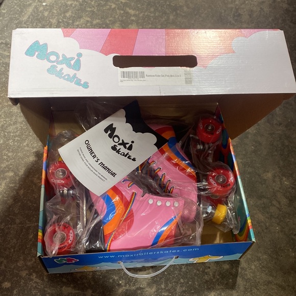 Moxi Rainbow Riders Roller Skates, Pink - Picture 2 of 4